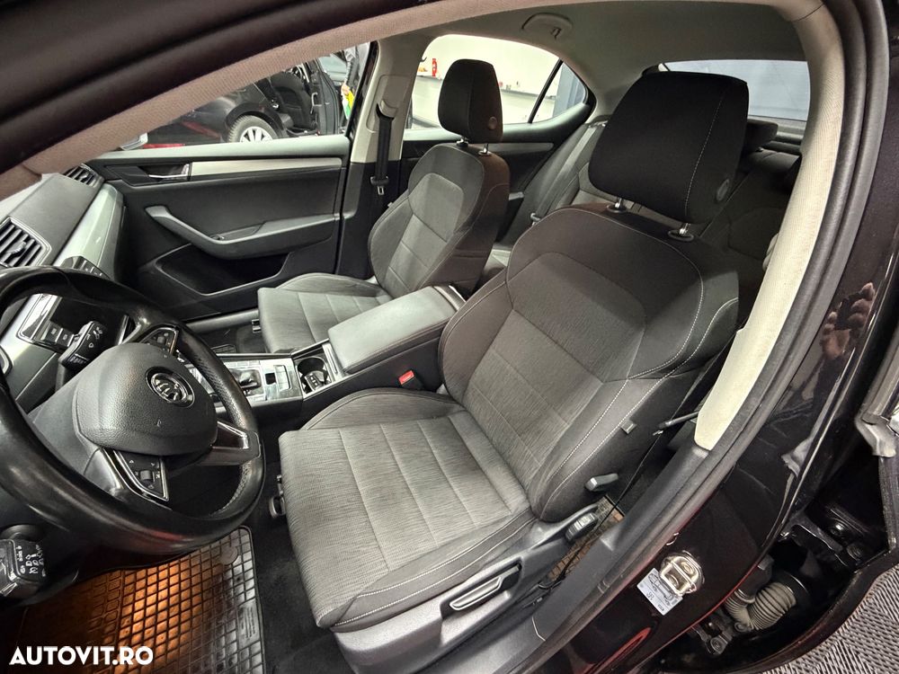 Skoda Superb 1.6 TDI DSG Active - 12