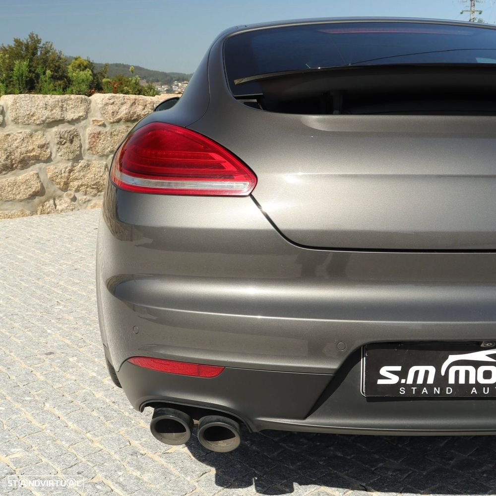 Porsche Panamera 3.0 V6 - 12