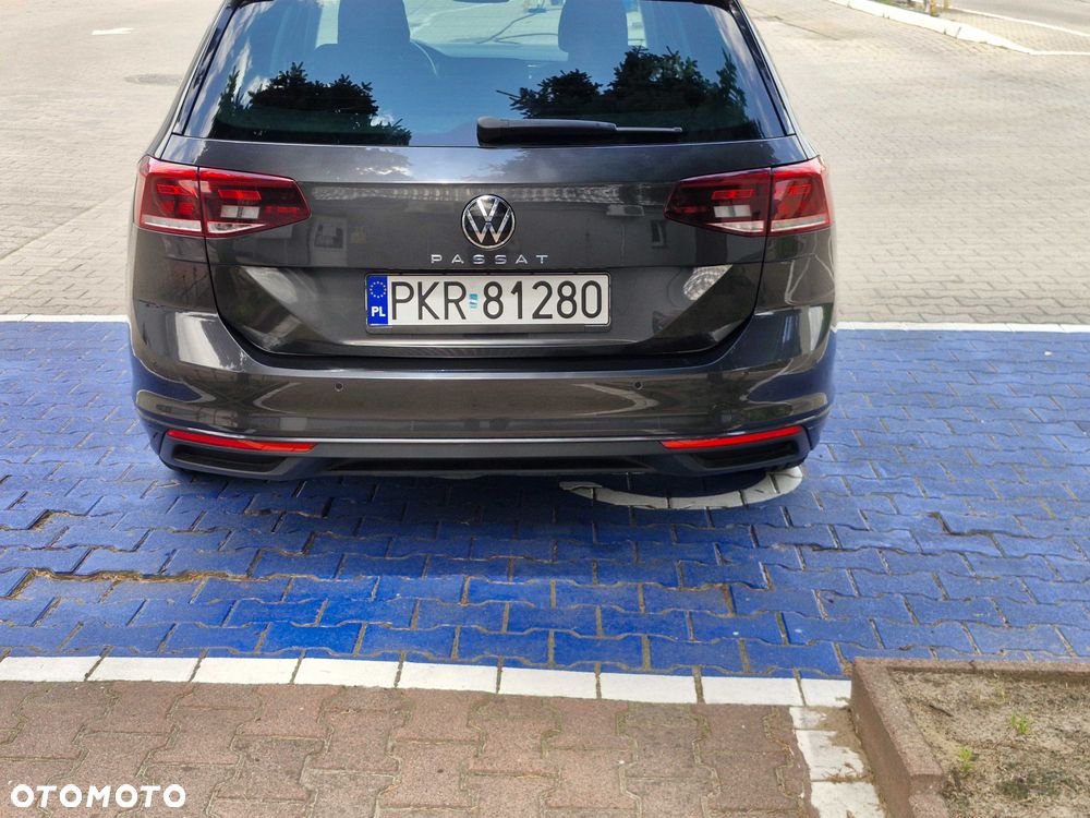 Volkswagen Passat - 5