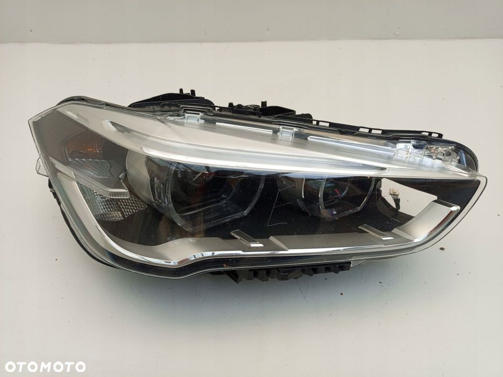 BMW X1 F48 2016- LAMPA FULL LED PRZEDNIA PRAWA PRAWY PRZÓD 63117495004 - 2