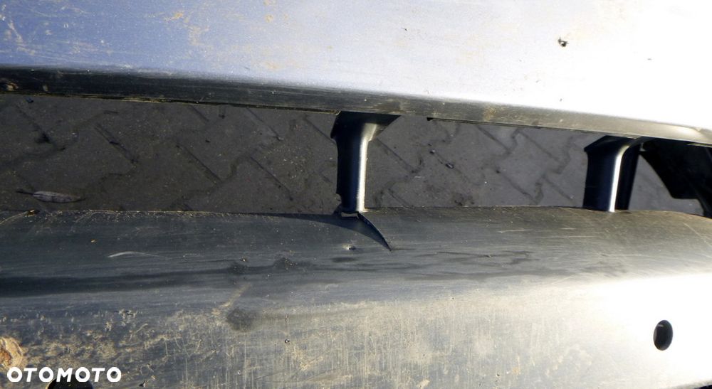 Land Rover Discovery Zderzak Przód HY32-17F003-AA - 3