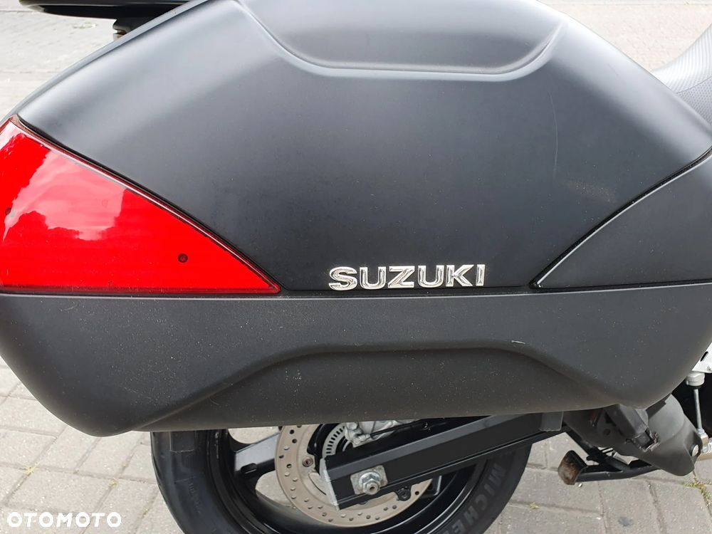 Suzuki V-STROM - 17