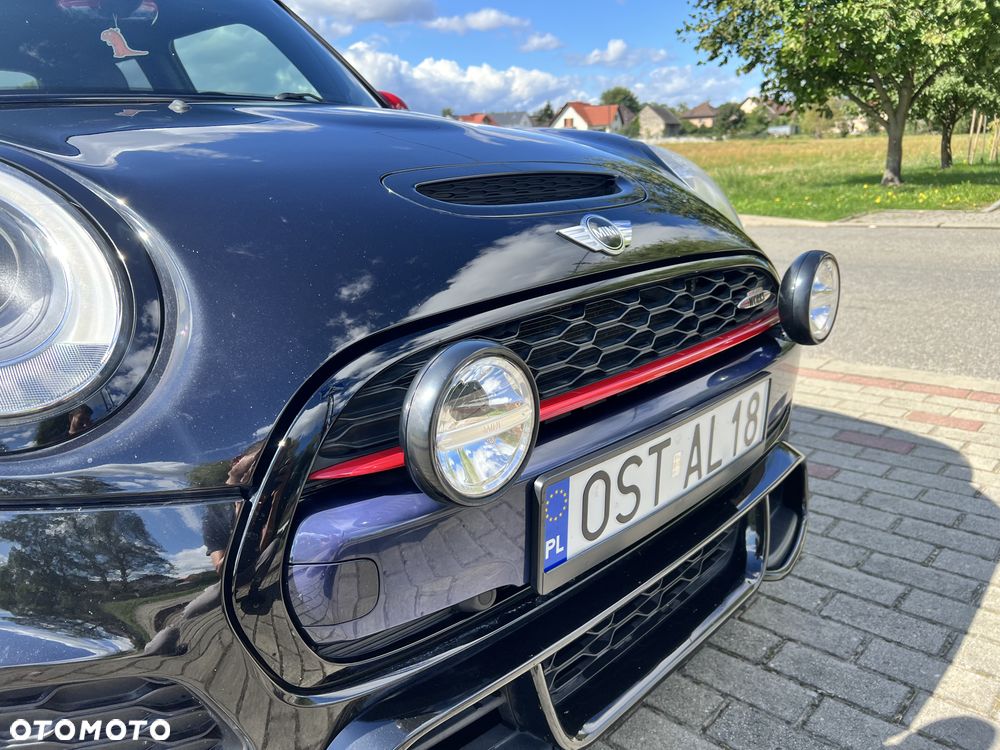 MINI John Cooper Works - 12