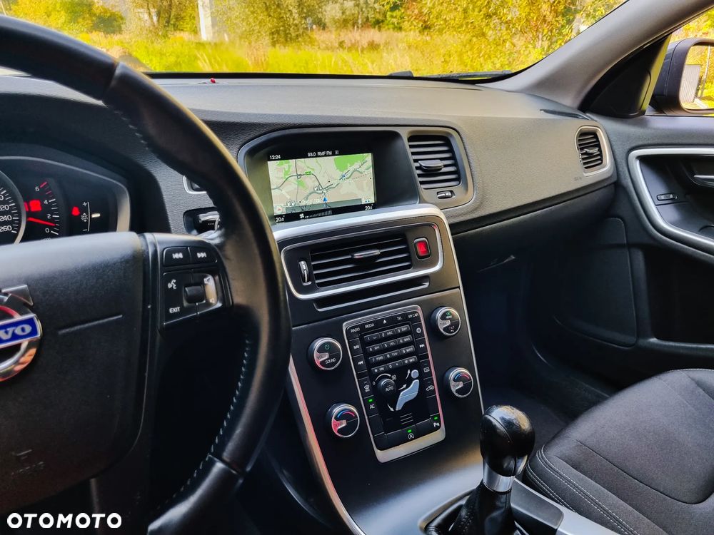 Volvo V60 - 16