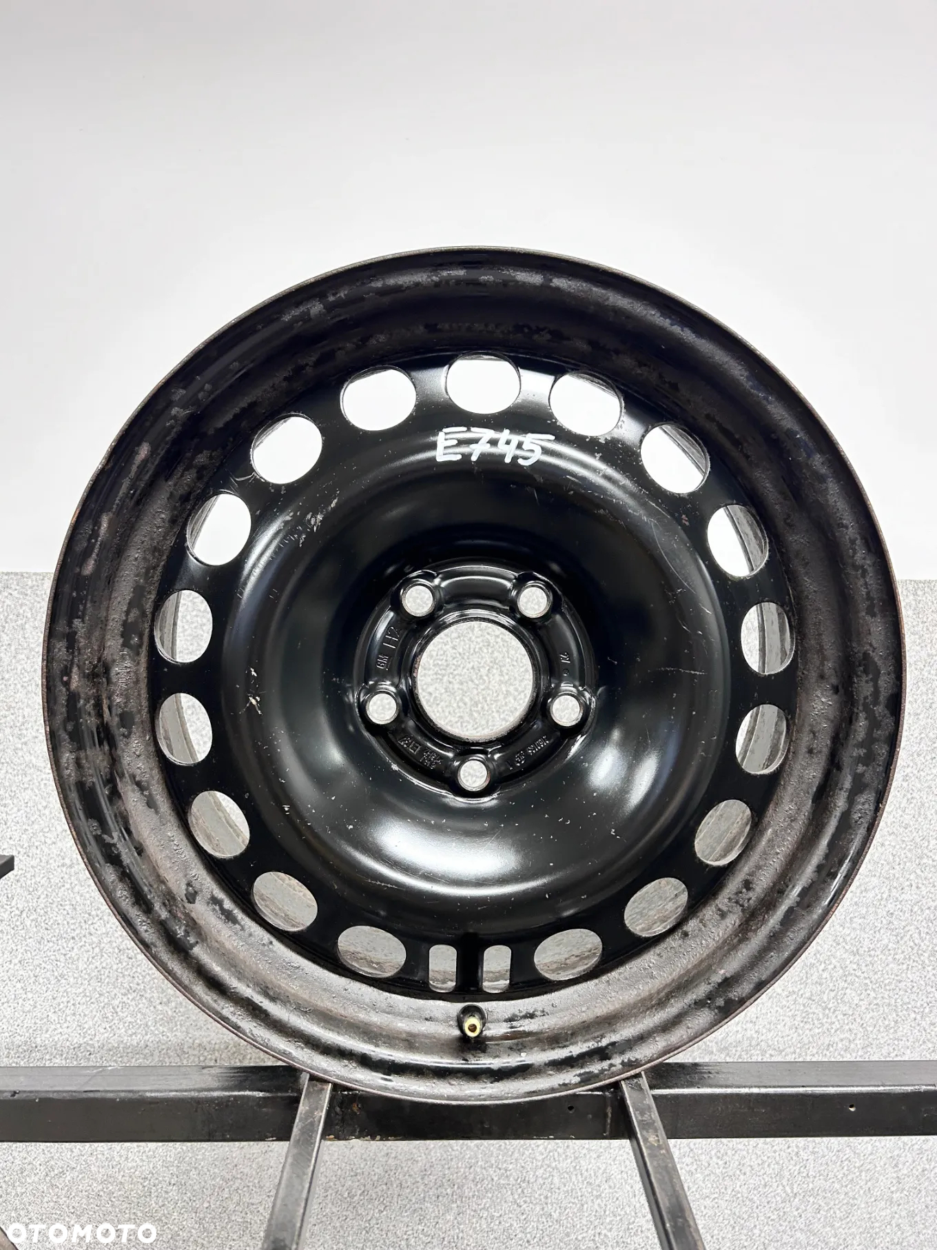 1 FELGA STAL. OPEL VECTRA C , MERIVA B , ASTRA H , ZAFIRA B 16'' 6,5J  ET37   GM - 2