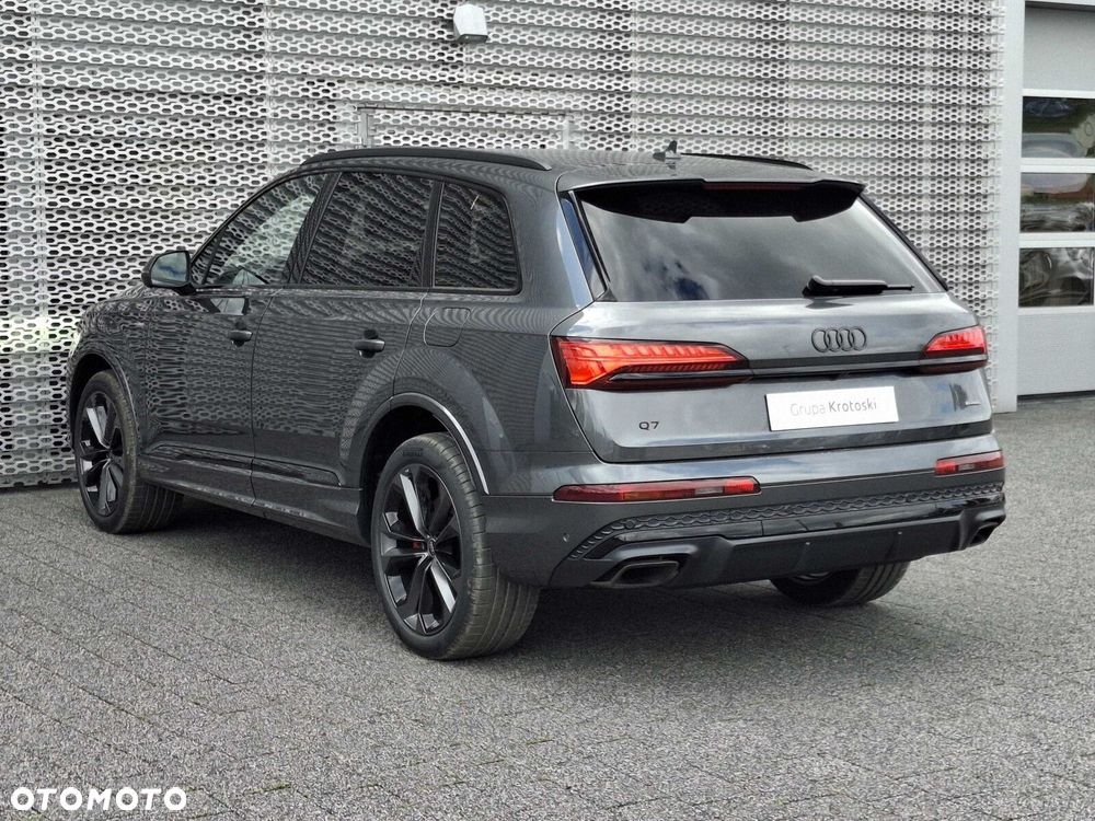 Audi Q7 - 7