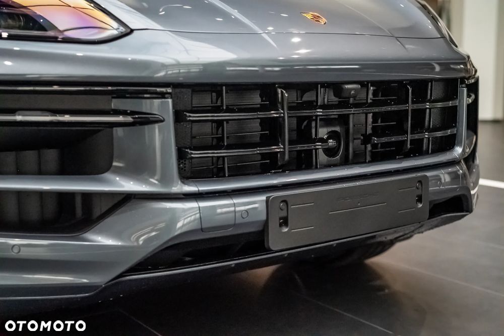 Porsche Cayenne S E-Hybrid PHEV Black Edition - 17
