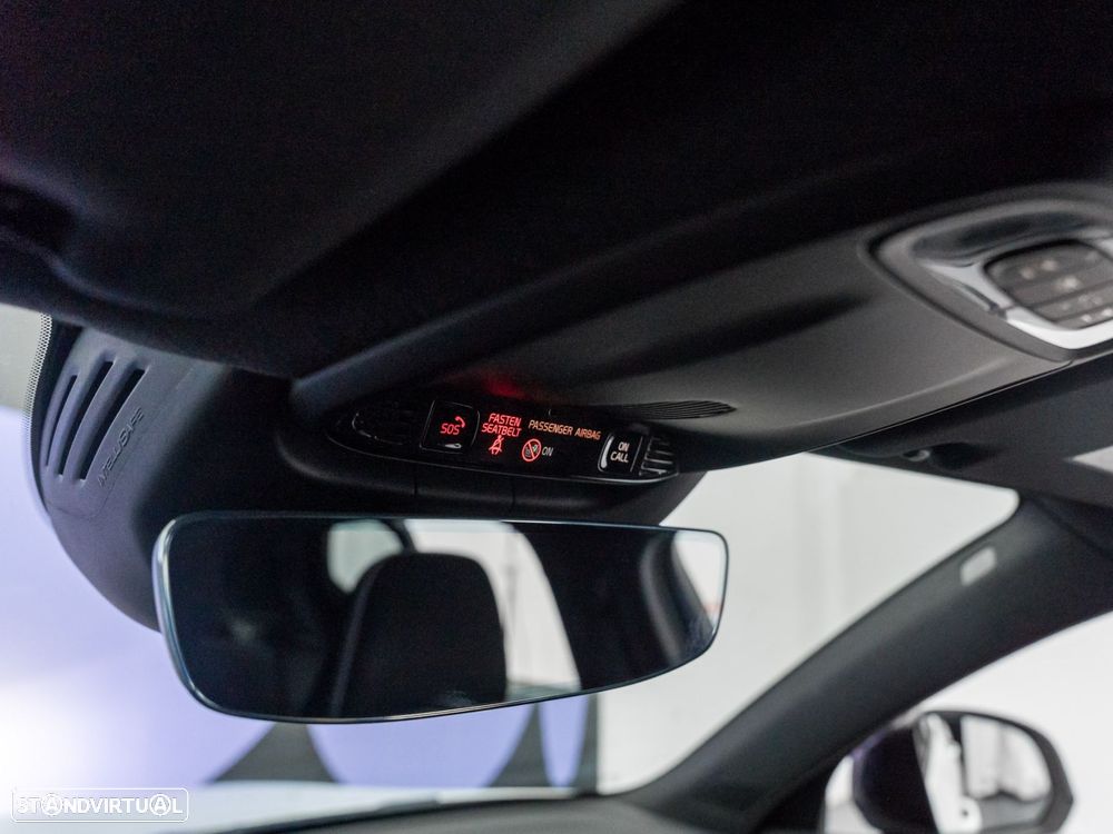 Volvo XC 40 1.5 T5 PHEV R-Design - 36