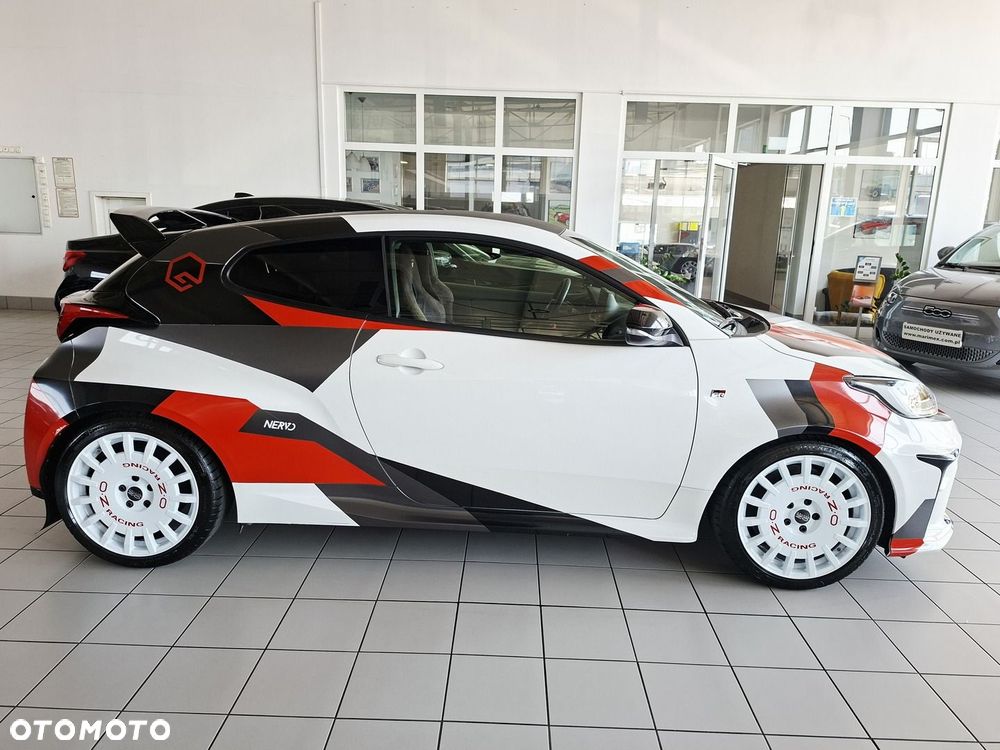 Toyota GR Yaris - 8