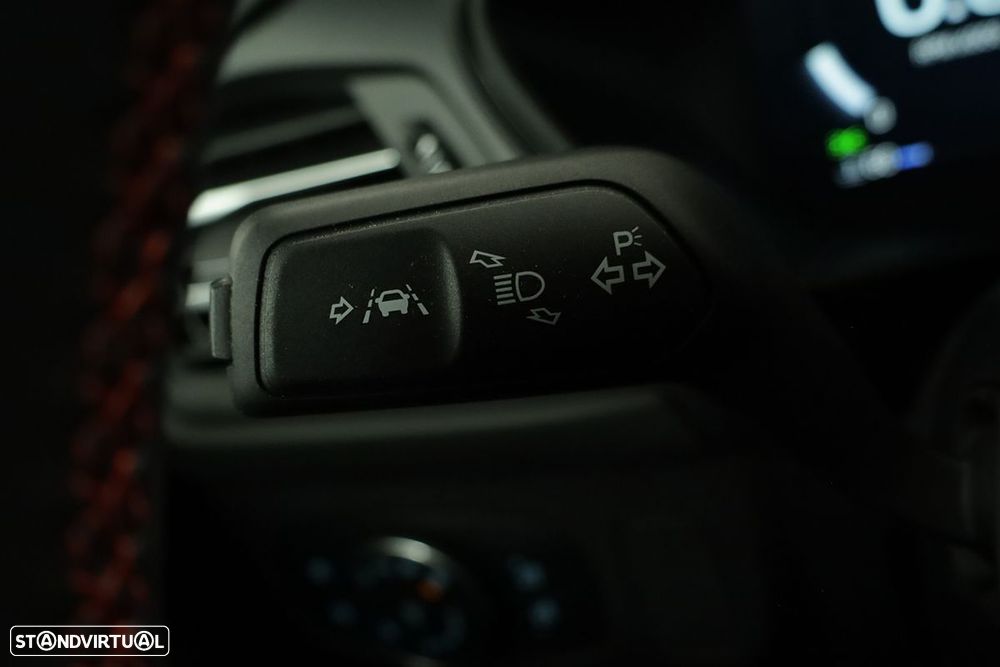 Ford Focus 1.0 EcoBoost MHEV ST-Line X Aut. - 17