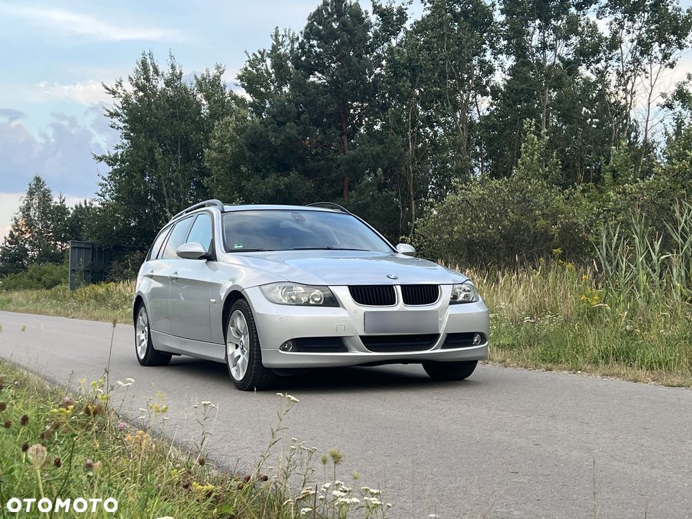 BMW Seria 3 318i - 8
