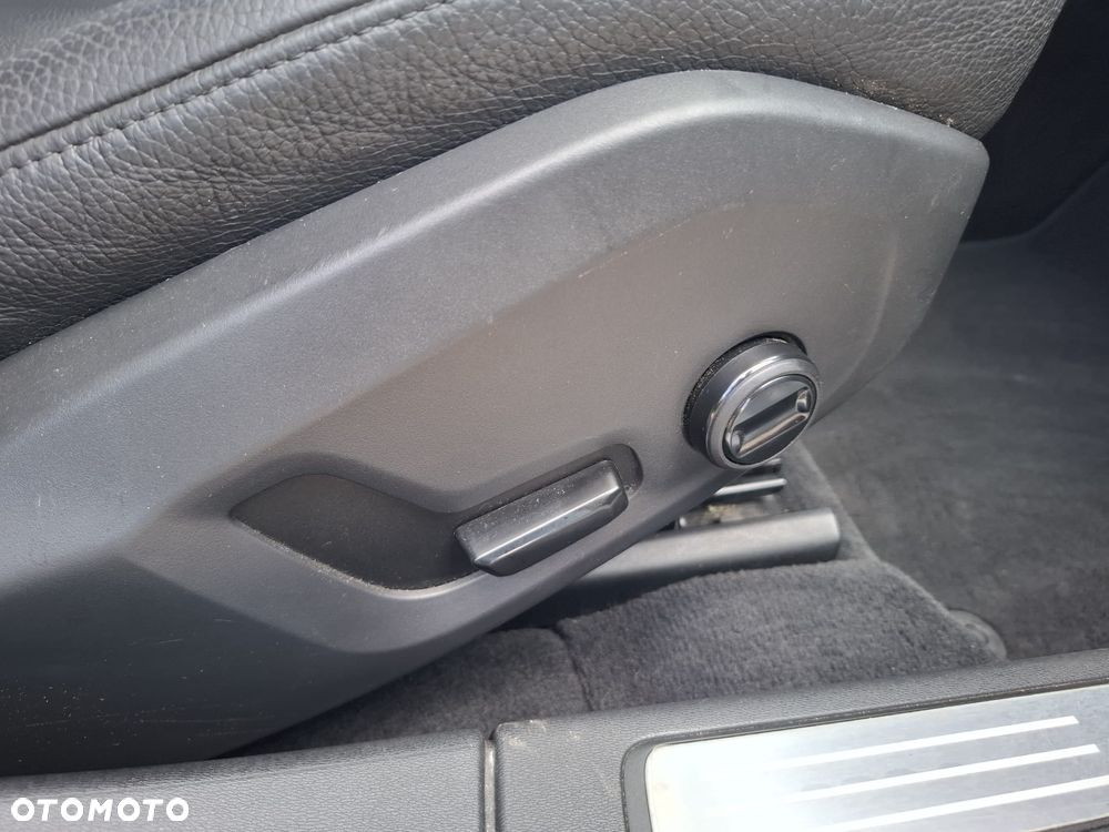 Volvo S90 D3 Momentum Pro - 16