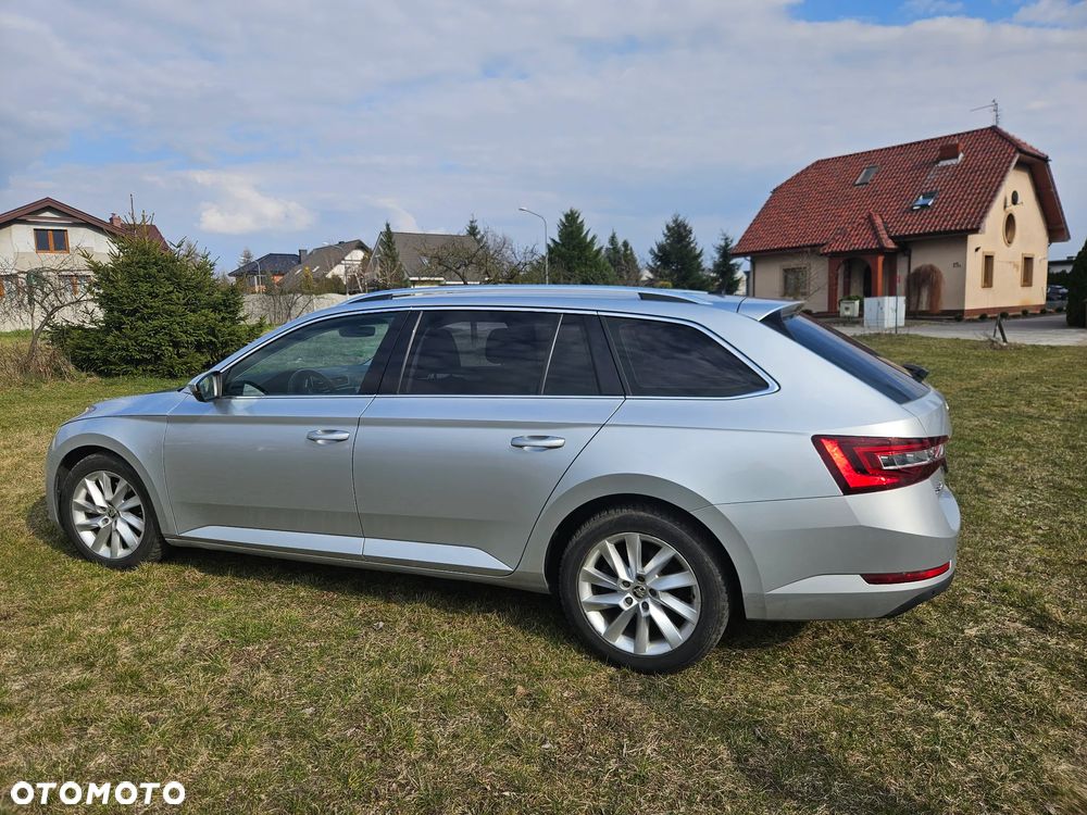 Skoda Superb 2.0 TDI SCR Ambition DSG - 7