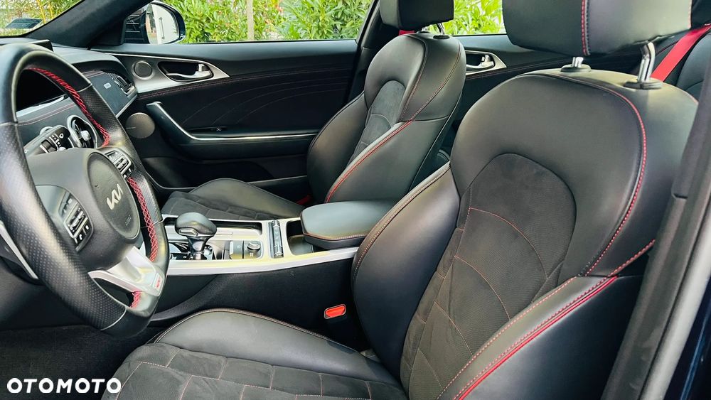 Kia Stinger 3.3 T-GDI V6 GT AWD - 8