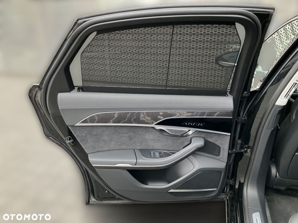 Audi A8 - 34