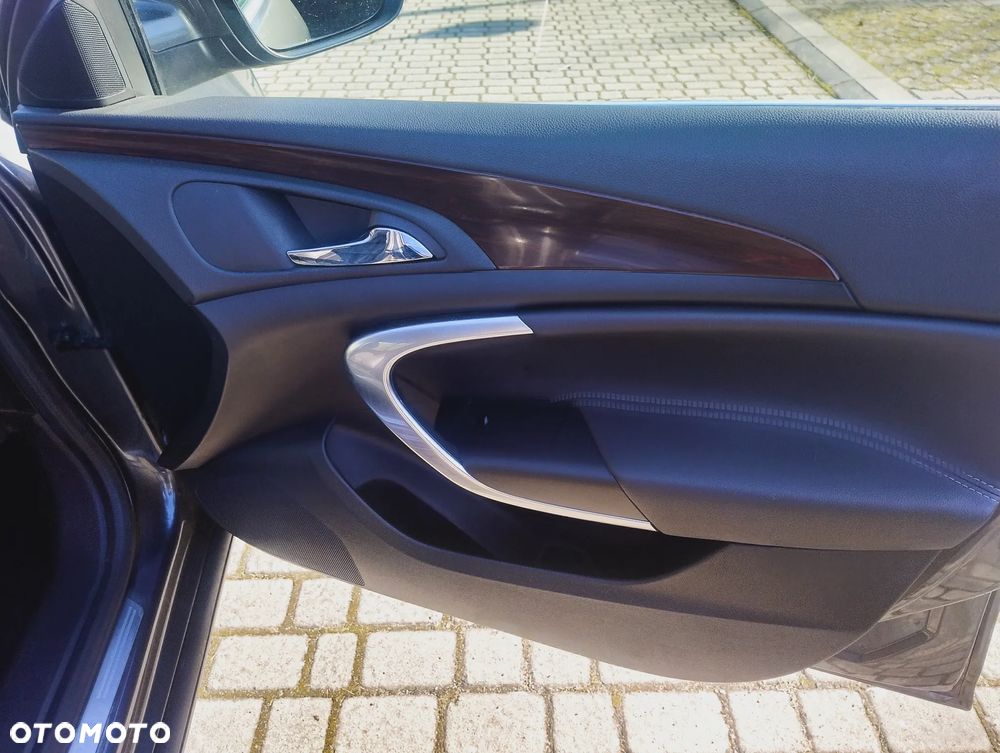 Opel Insignia 2.8 Turbo 4x4 Cosmo - 17