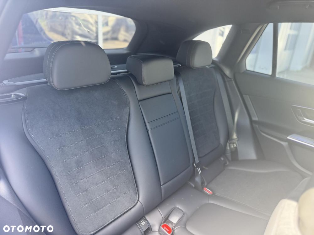 Mercedes-Benz GLC 220 d mHEV 4-Matic AMG Line - 12