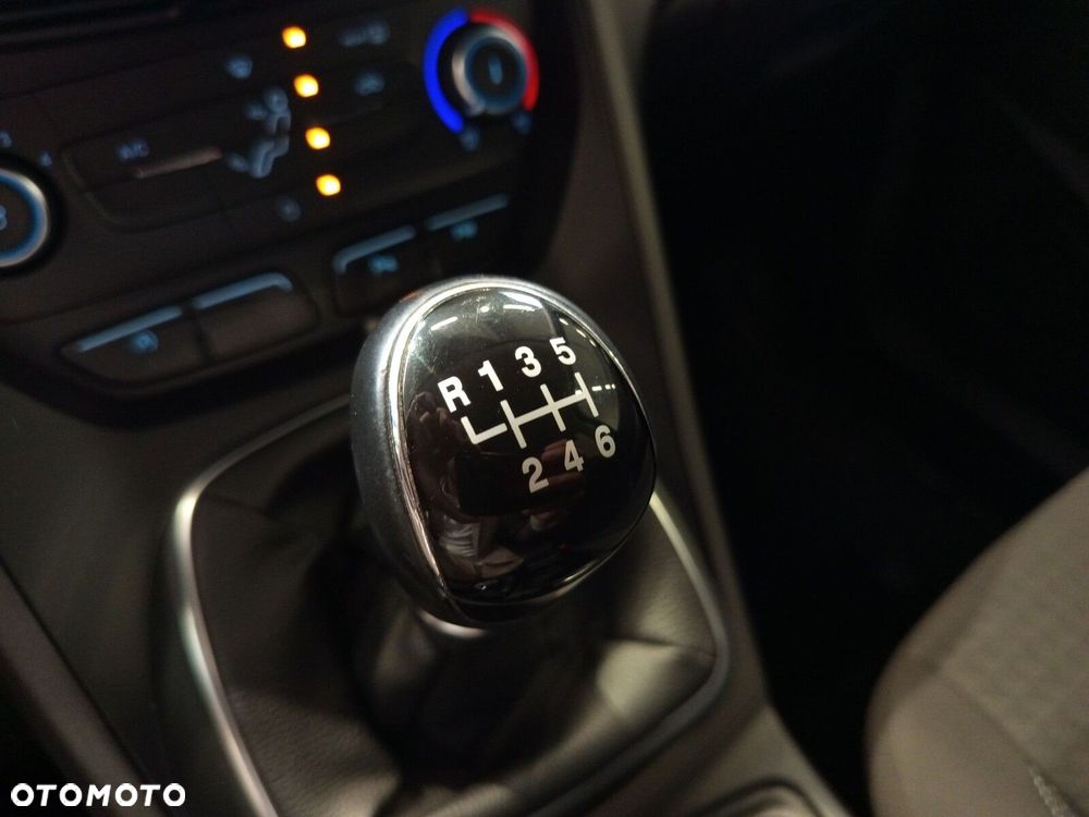Ford C-MAX - 12