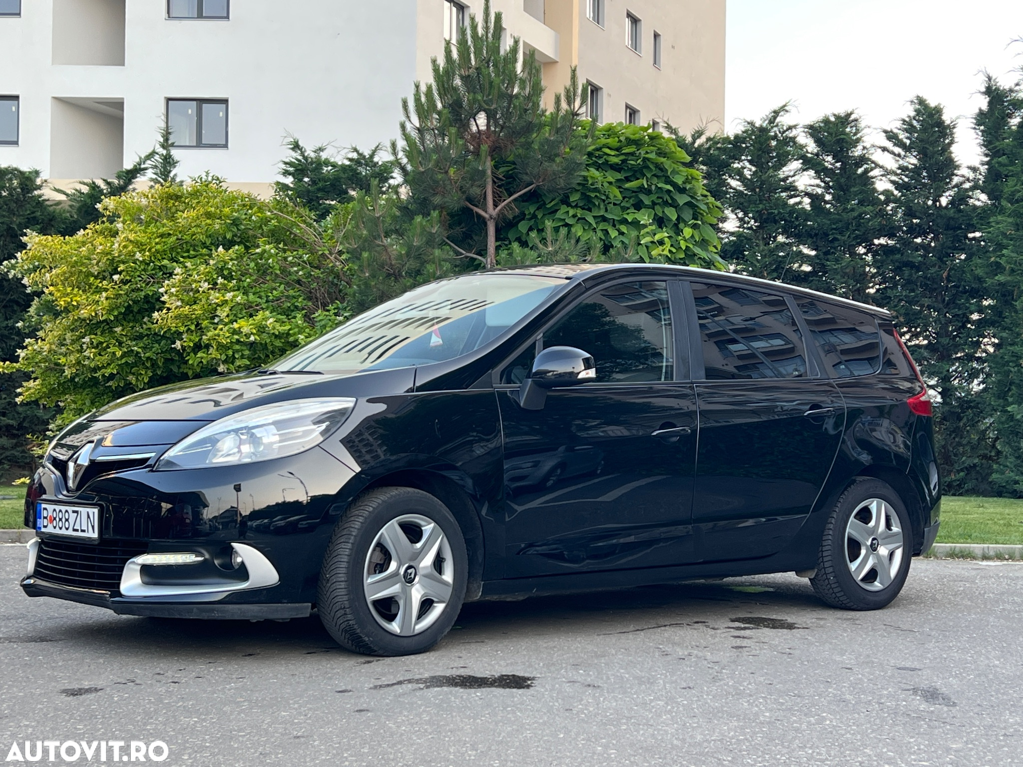 Renault Grand Scenic 1.5 dCi EDC Privilege - 10