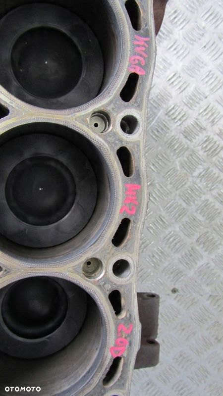 FORD KUGA MK2 2.0 BLOK SILNIKA DÓŁ UFMA D4204T 12- - 6