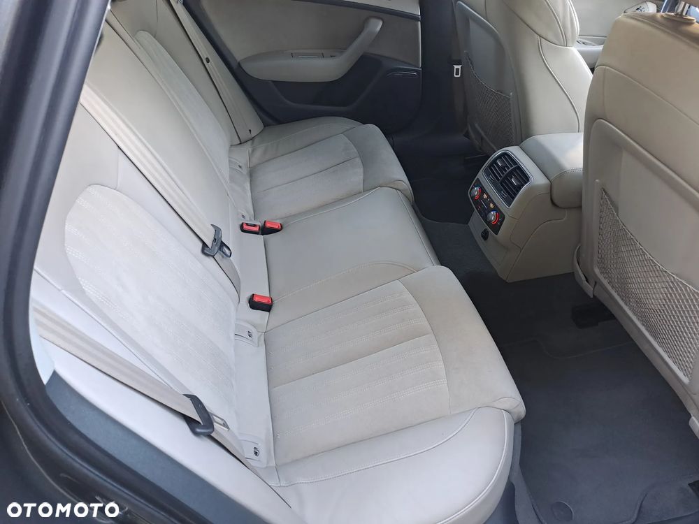 Audi A6 Avant 2.0 TDI Ultra DPF S tronic - 18