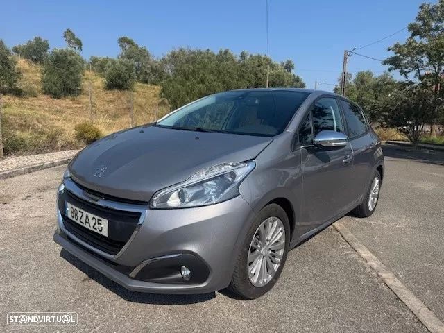 Peugeot 208 1.2 PureTech Allure - 1