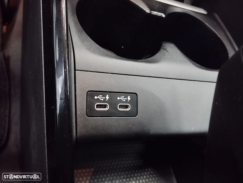 BMW 218 Active Tourer i Auto - 37