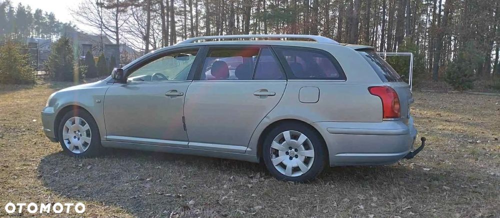 Toyota Avensis 2.0 D-4D Combi - 4
