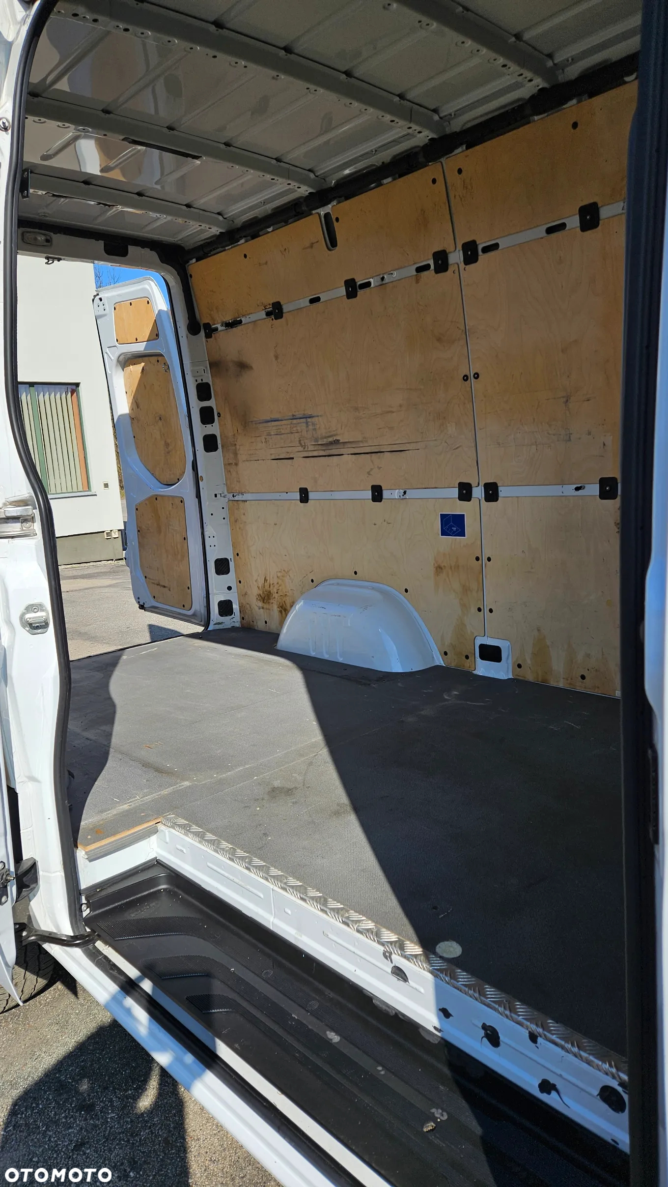 Mercedes-Benz Sprinter 4x4 rok 2020 przebieg 73800km silnik 3.0 moc 190ps klimatronik - 15