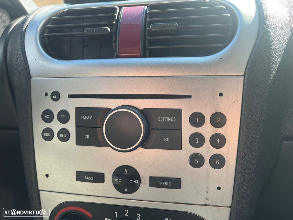 Opel Corsa 1.3 CDTi First - 13