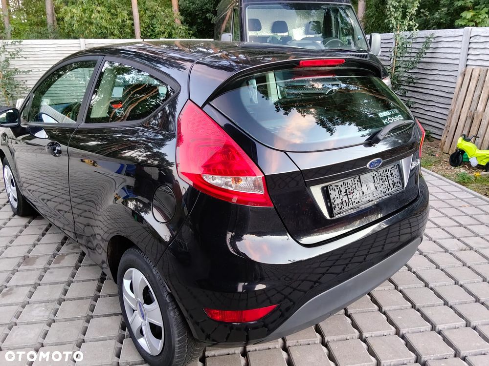 Ford Fiesta - 11