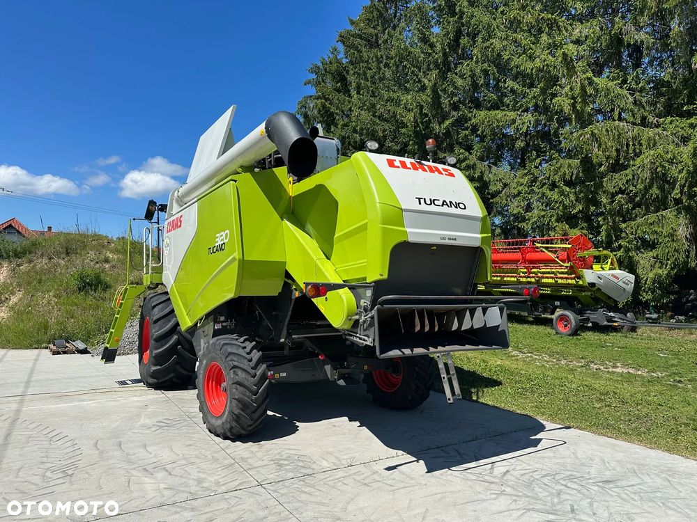 Claas TUCANO 320 - 7