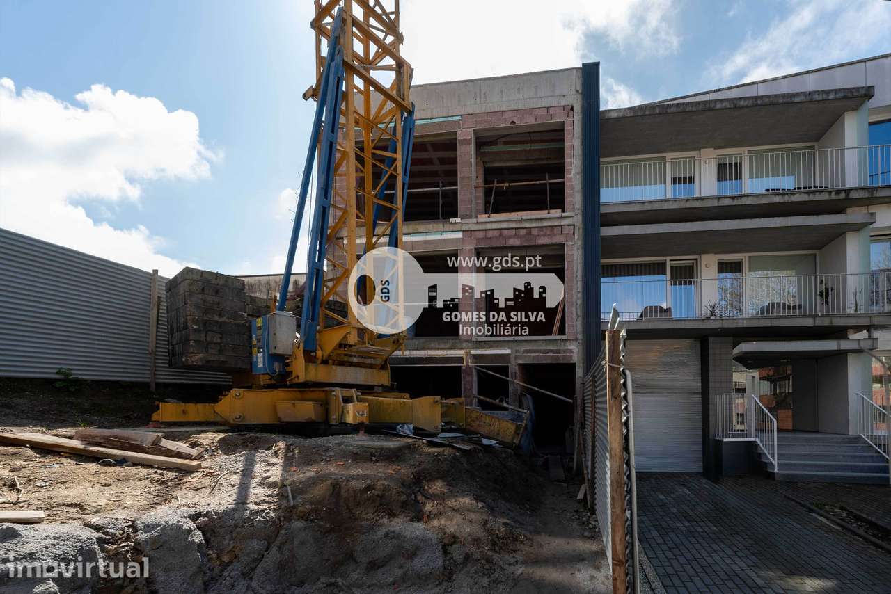 Apartamento T3 Duplex novo com logradouro, no Edifício Sé, em Braga - Grande imagem: 4/10