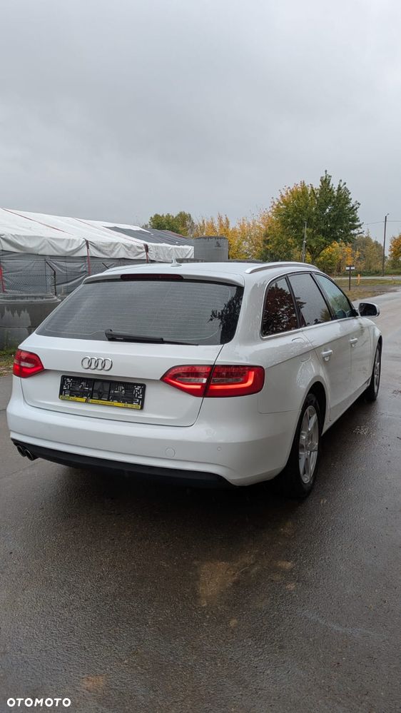 Audi A4 Avant - 4