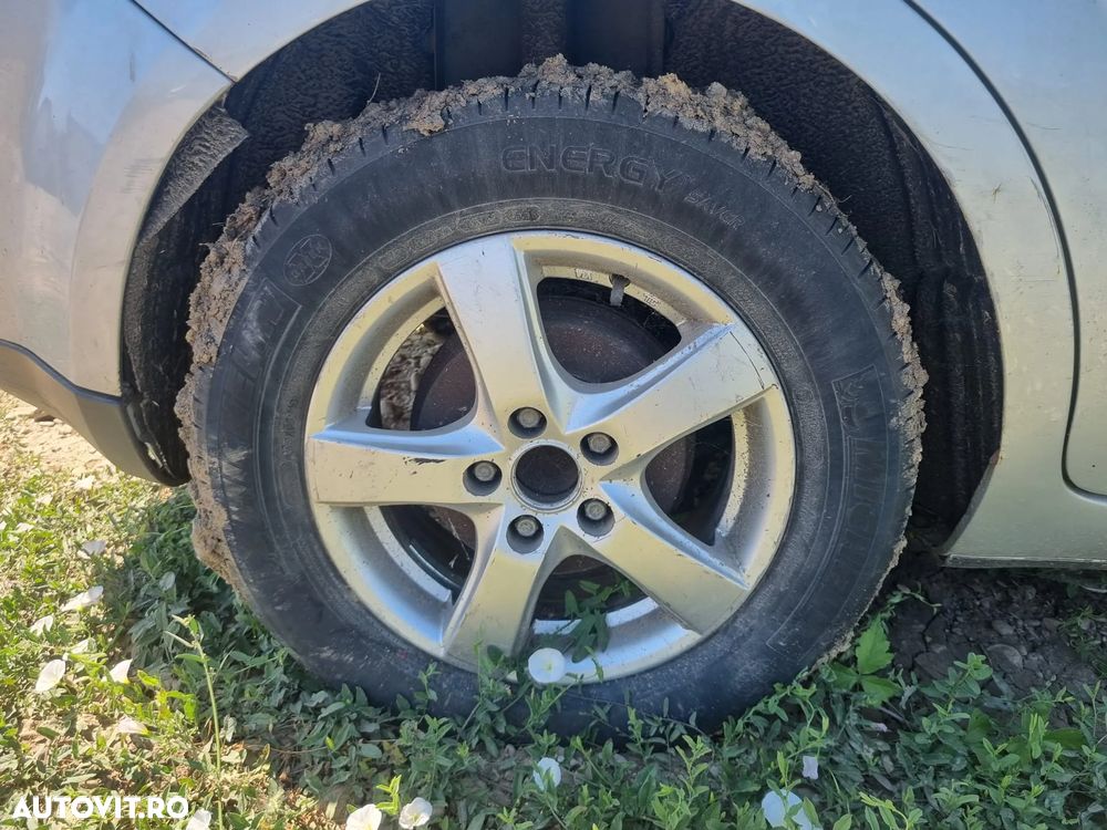 Ford Focus 1.4i Trend - 10