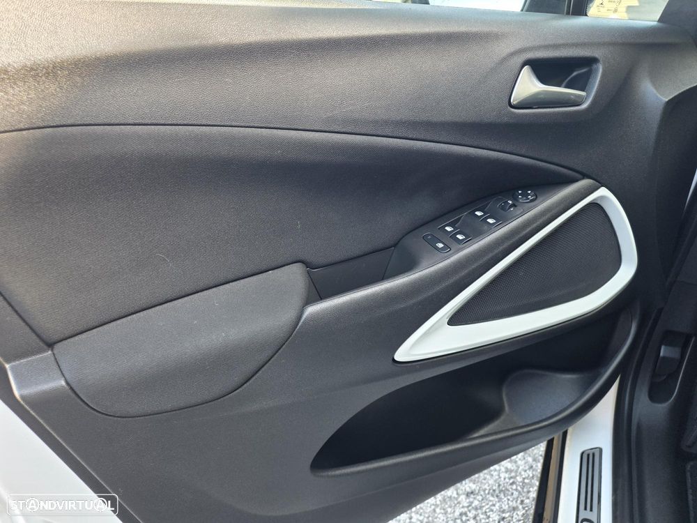 Opel Crossland X 1.2 T 120 Anos - 30