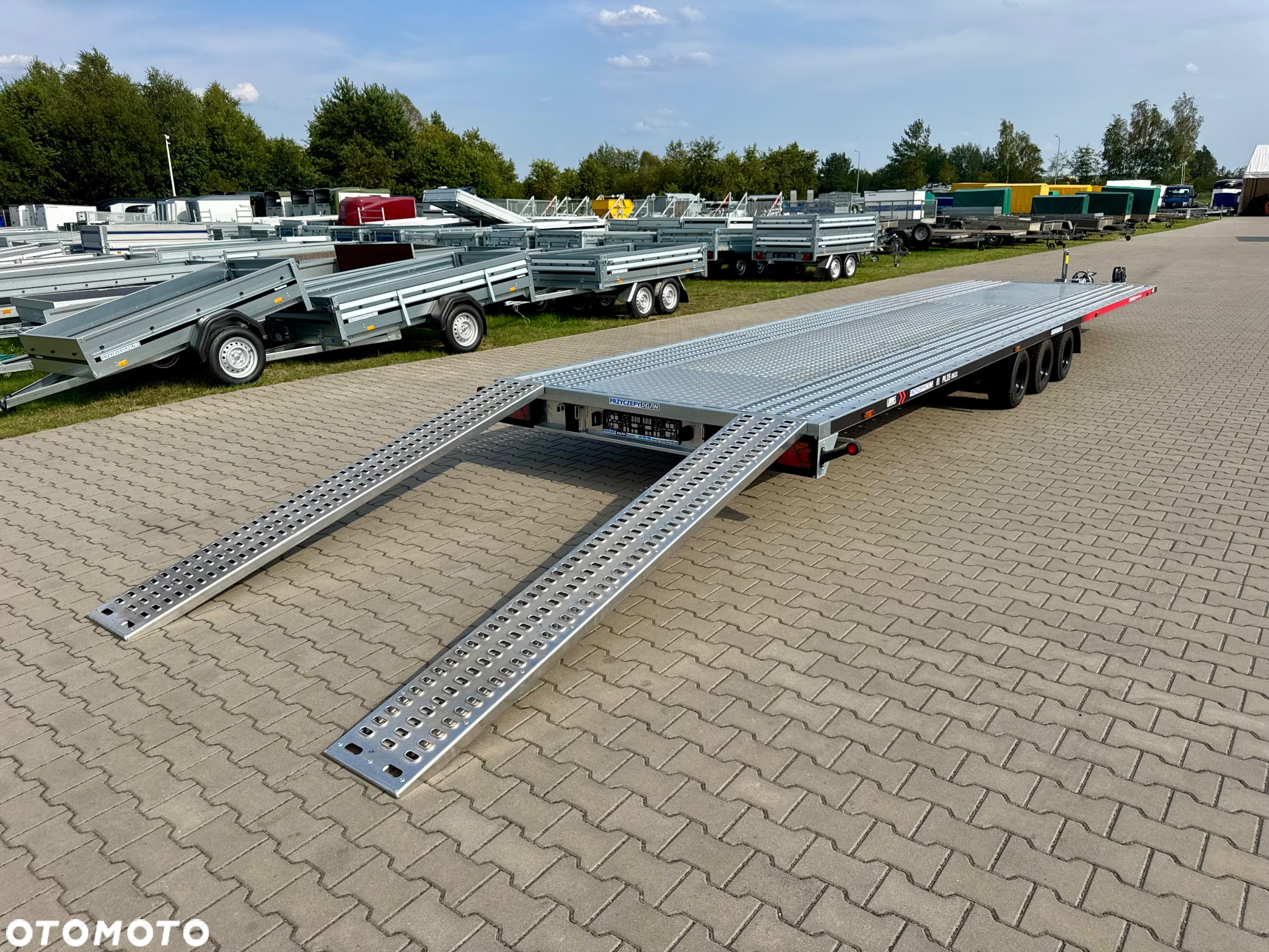 Lorries PL35-8521 laweta na dwa auta 3500kg wypełnienie podłogi ALU 3 osie - 16