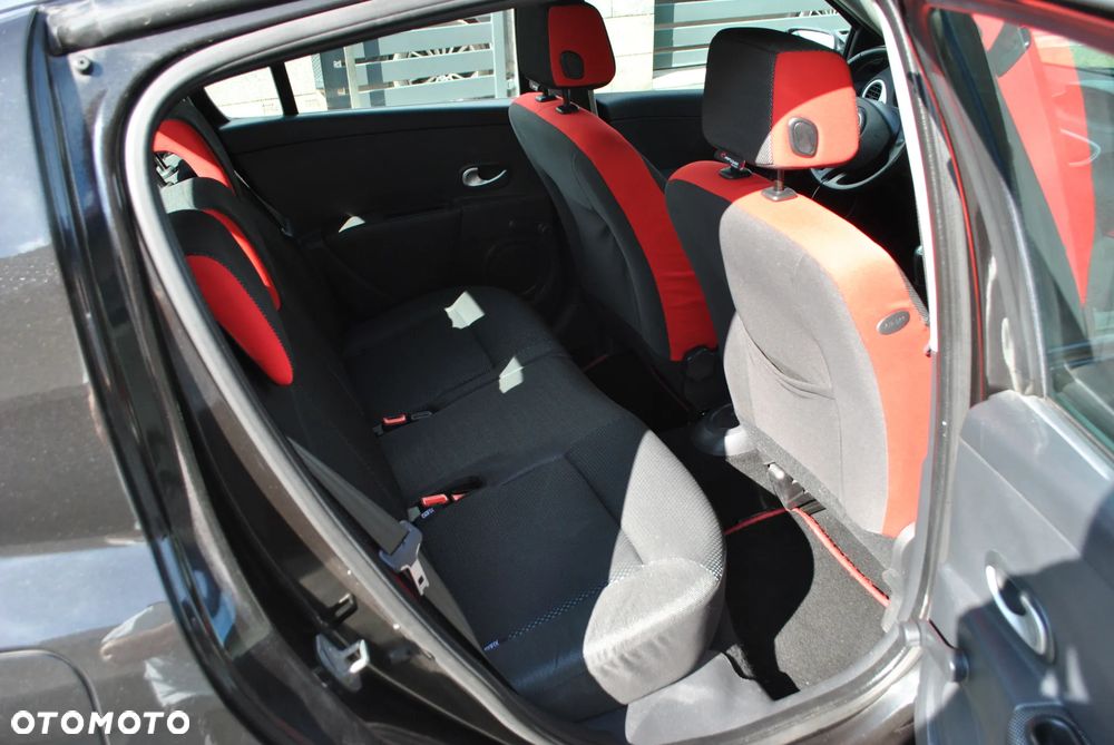 Renault Clio 1.2 16V Ripcurl - 23