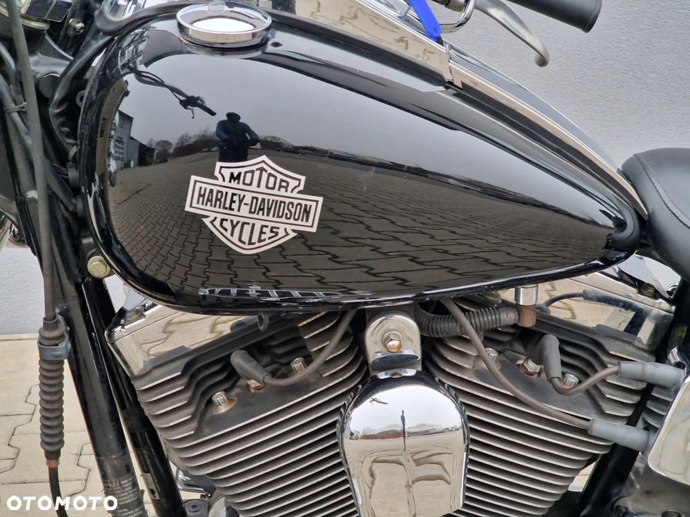 Harley-Davidson Softail Heritage Classic - 18