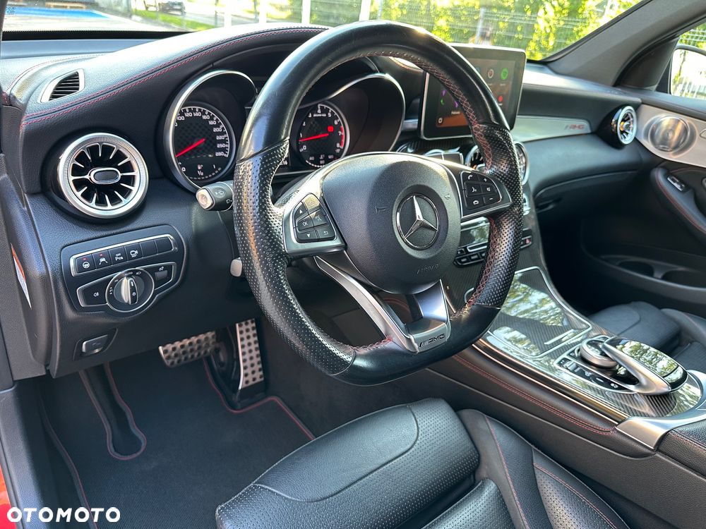 Mercedes-Benz GLC - 26