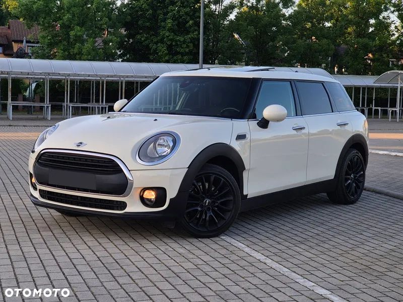 MINI Clubman One D Blackyard - 1