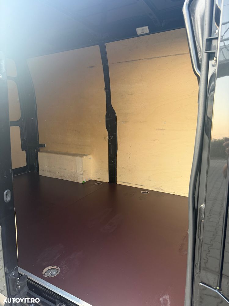 Renault Master Blue L2H2 VA 6-Sitzer (LKW) - 8