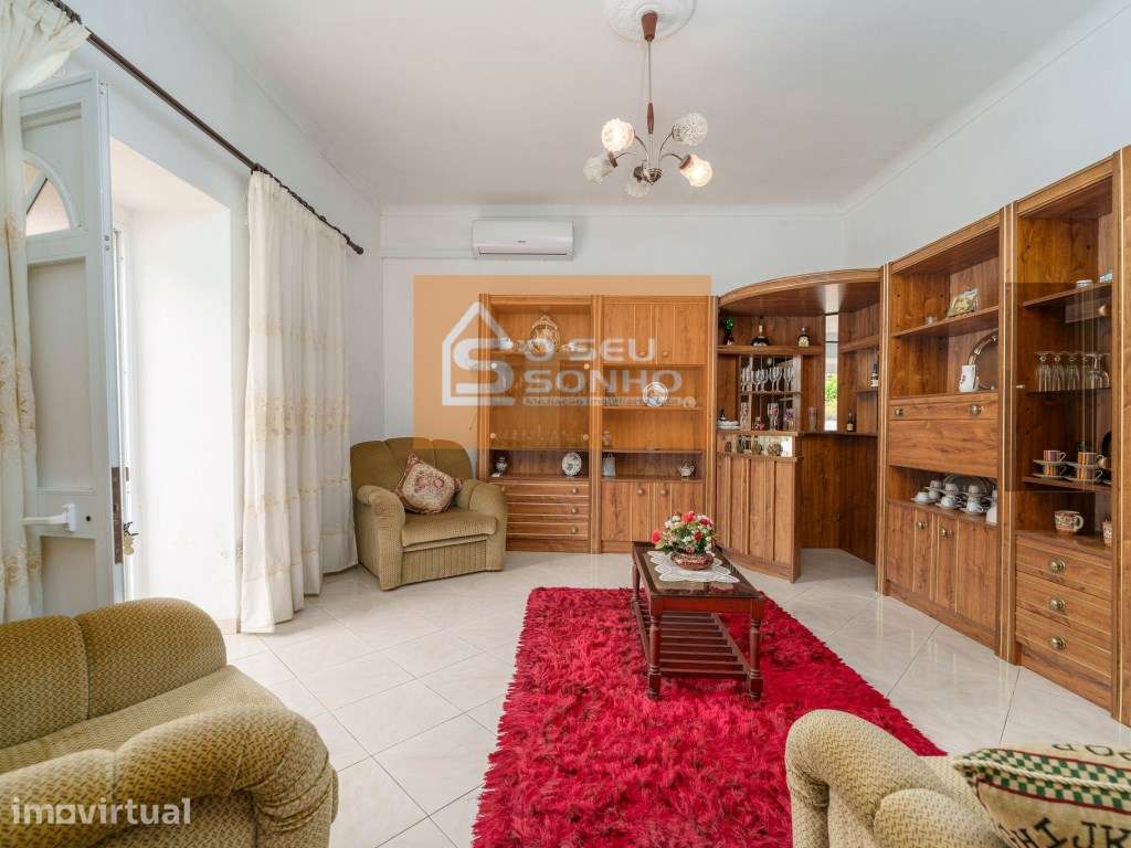 Moradia T3 Térrea com Vista Deslumbrante a Apenas 10 Minutos de São... - Grande imagem: 2/46