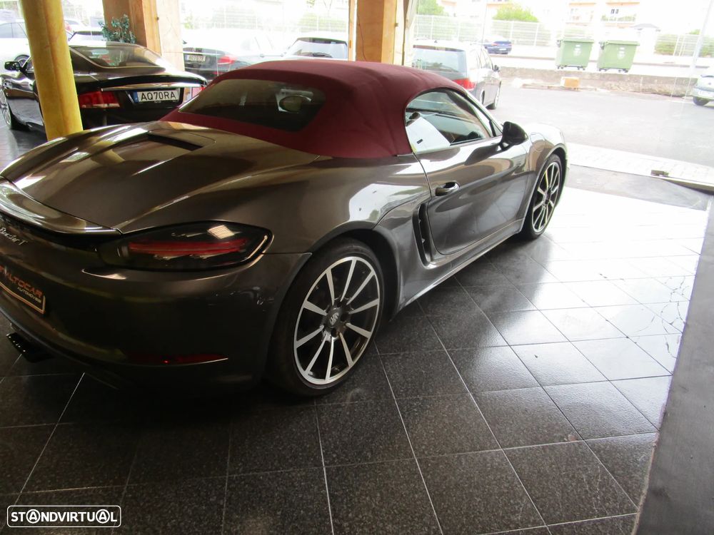 Porsche 718 Boxster T PDK - 10