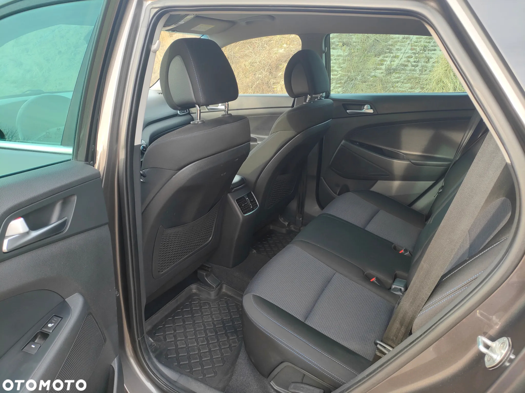 Hyundai Tucson blue 1.7 CRDi 2WD Style - 22