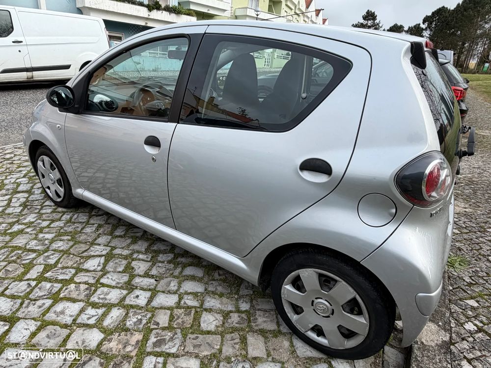 Toyota Aygo 1.0 + AC - 2