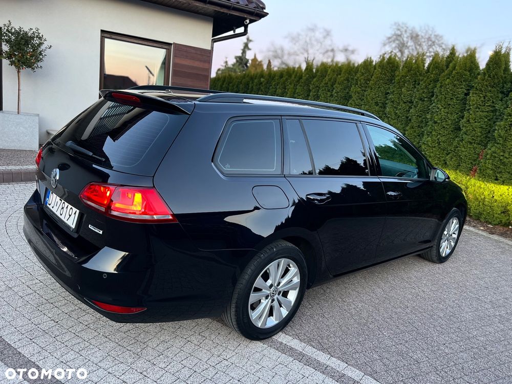 Volkswagen Golf - 19