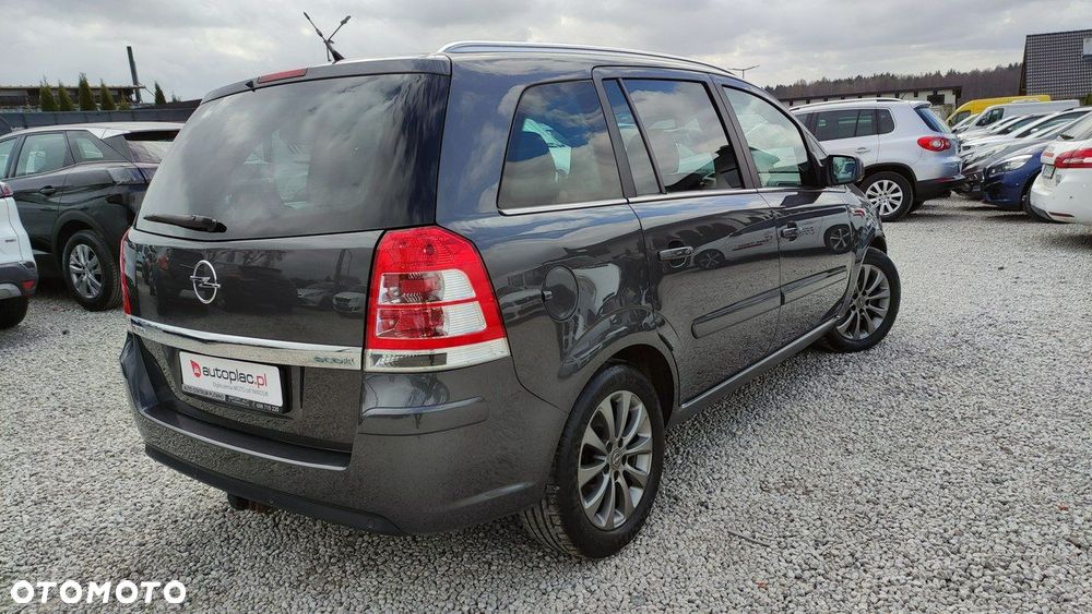 Opel Zafira 1.7 CDTI Cosmo - 4