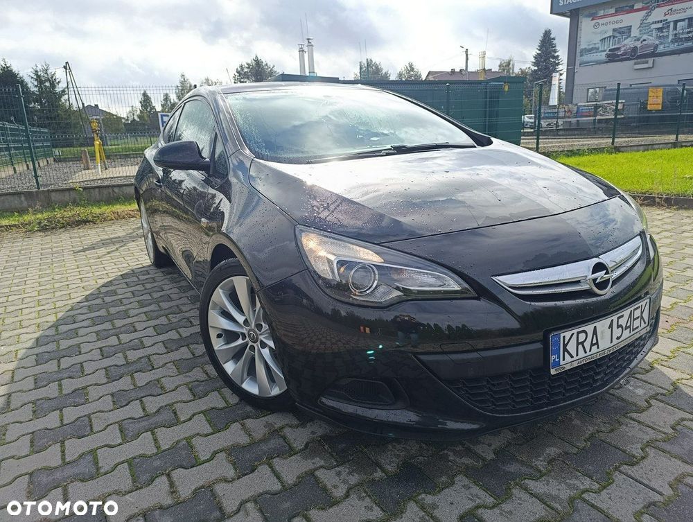 Opel Astra GTC 1.4 Turbo - 11