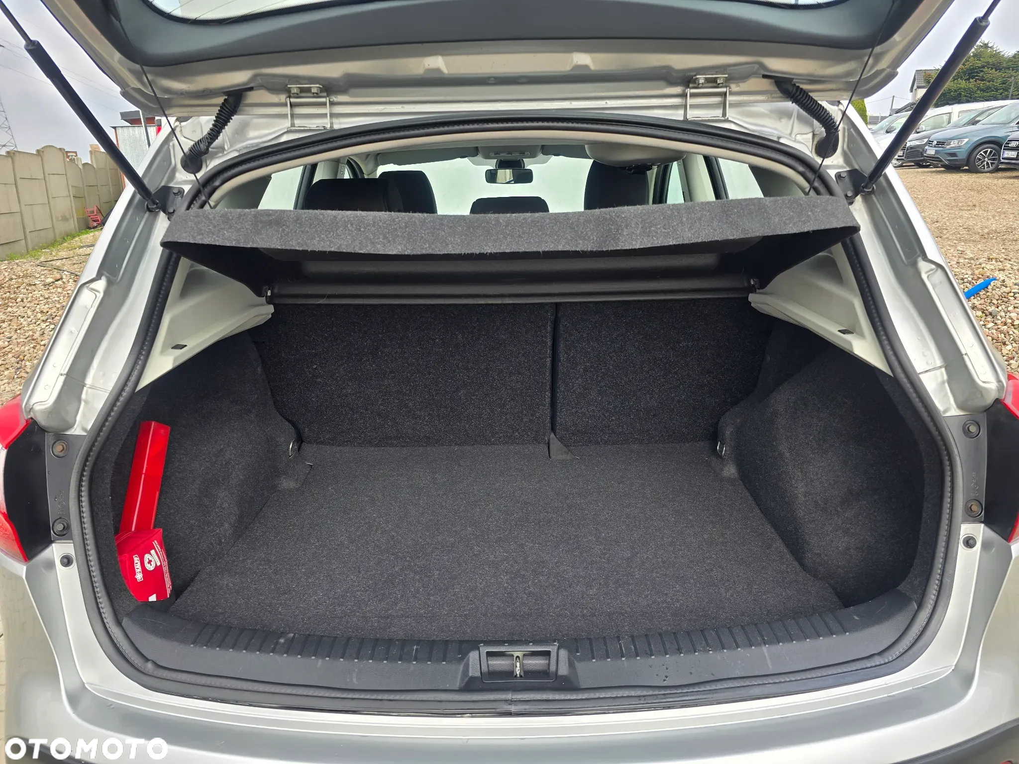 Nissan Qashqai 1.6 dCi DPF acenta - 6